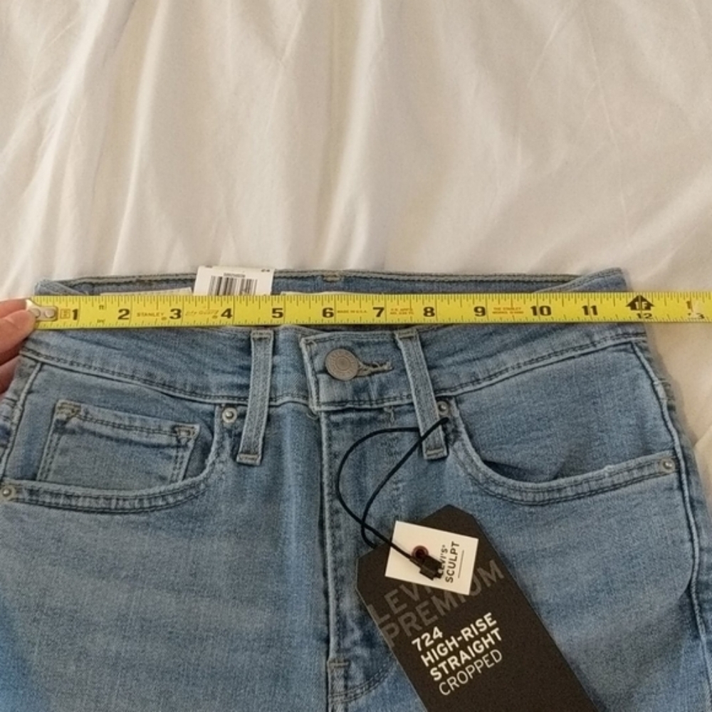 Levi's 724 High Rise Straight Leg Stretch Jeans - Picture 6 of 10